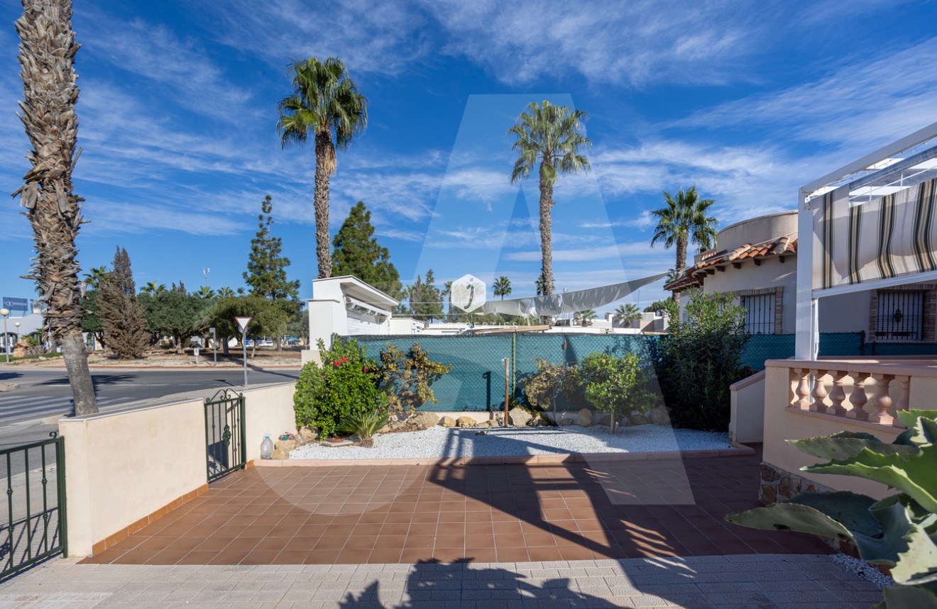 Segunda mano - Villa -
Guardamar del Segura - El Raso