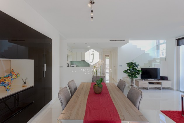 Resale - Villa -
Orihuela Costa - Costa Blanca