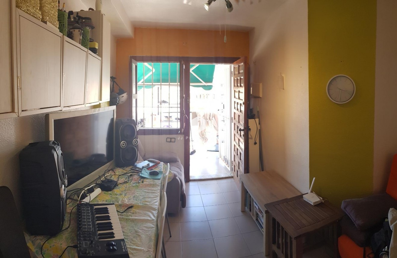 Resale - Bungalow -
Torrevieja - La siesta