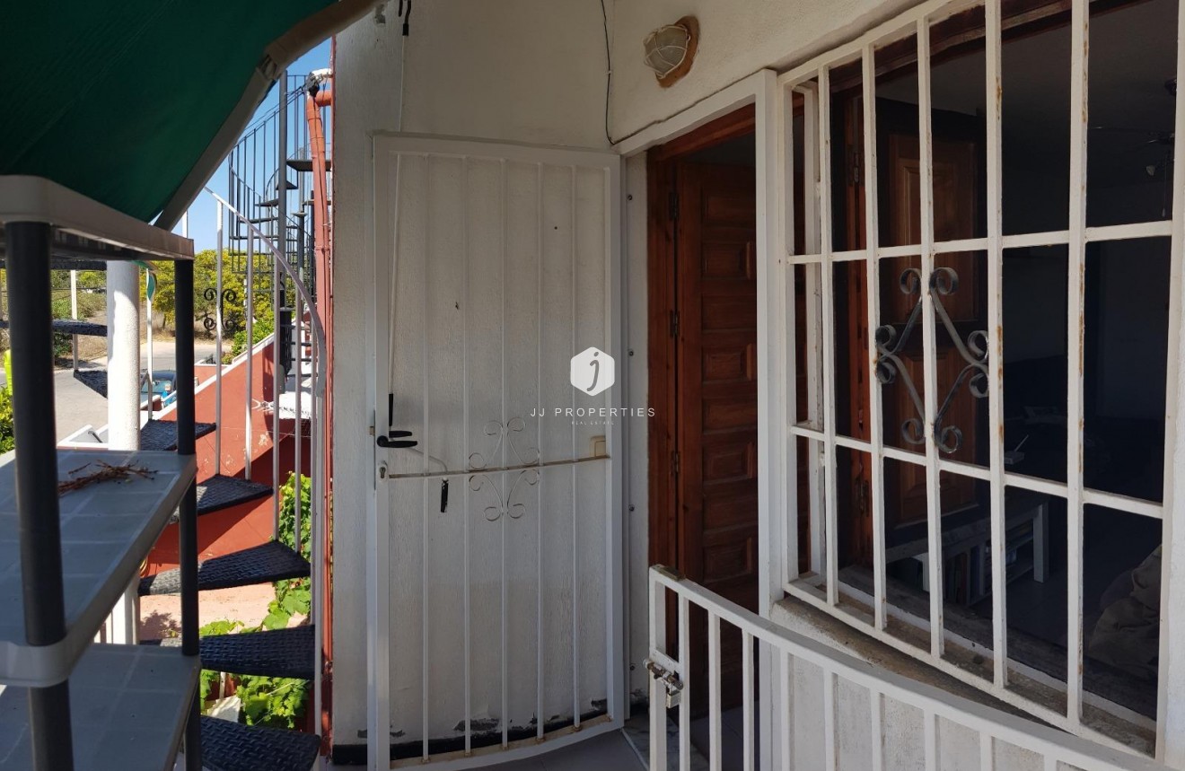 Resale - Bungalow -
Torrevieja - La siesta