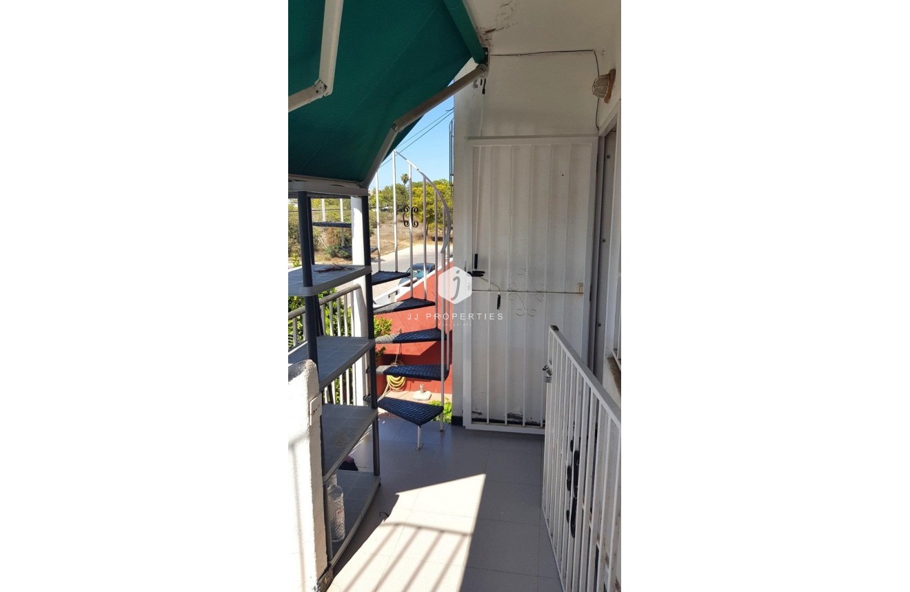 Resale - Bungalow -
Torrevieja - La siesta