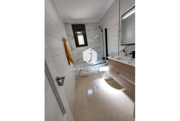 Resale - Chalet -
San Miguel de Salinas - Inland