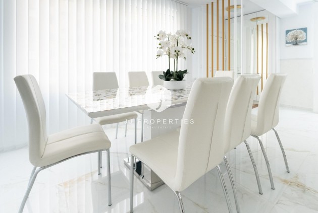 Aus zweiter Hand - Chalet -
Torrevieja - Punta prima