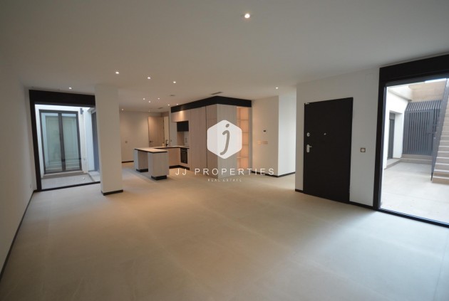 Resale - Villa -
Algorfa - Comunidad Valenciana