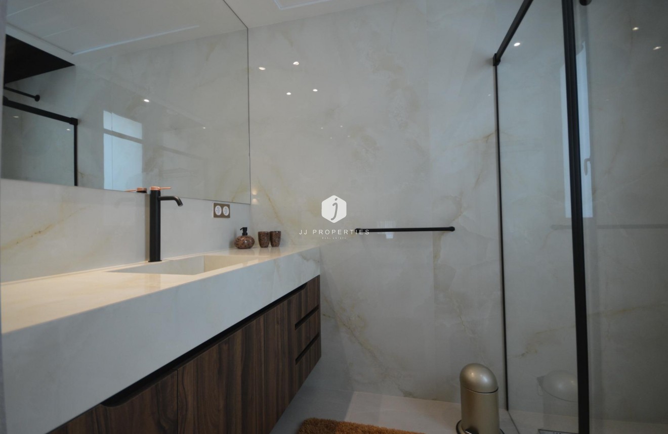 Resale - Villa -
Algorfa - Comunidad Valenciana