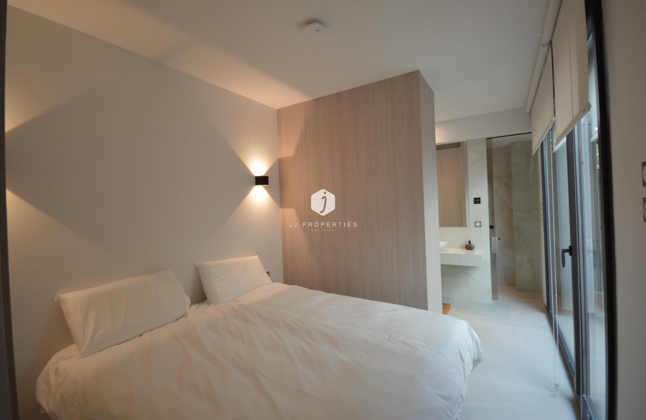 Resale - Villa -
Algorfa - Comunidad Valenciana