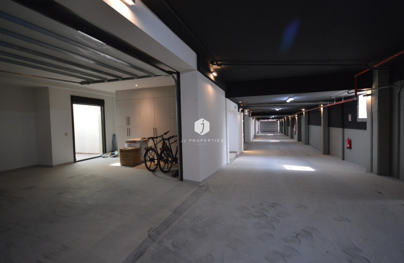 Resale - Villa -
Algorfa - Comunidad Valenciana