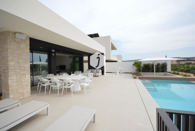 Resale - Villa -
Algorfa - Comunidad Valenciana