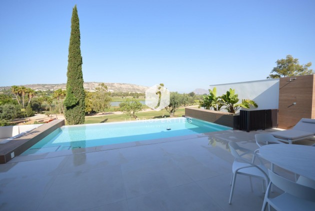 Resale - Villa -
Algorfa - Comunidad Valenciana