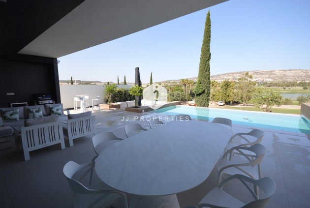 Resale - Villa -
Algorfa - Comunidad Valenciana