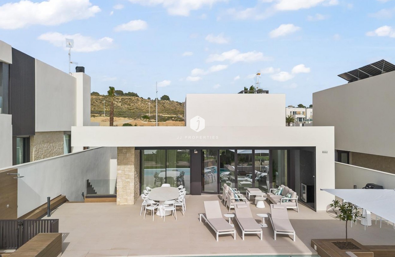 Resale - Villa -
Algorfa - Comunidad Valenciana