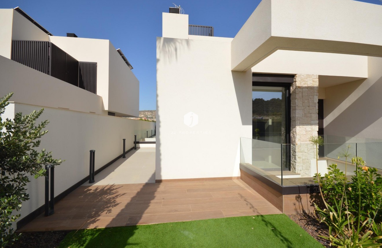 Resale - Villa -
Algorfa - Comunidad Valenciana