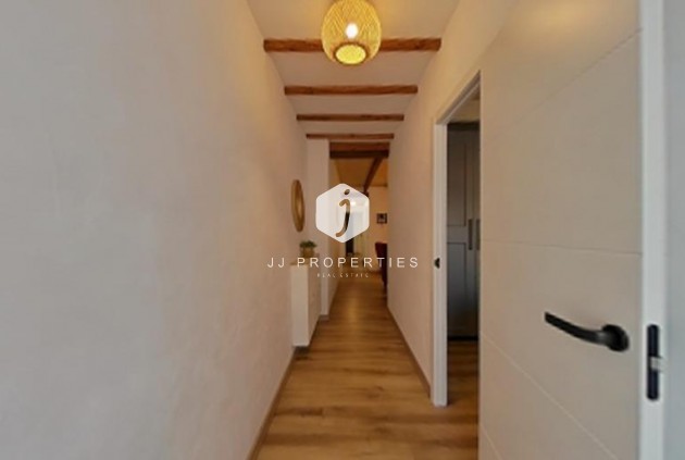 Resale - Chalet -
Formentera del Segura - Centro