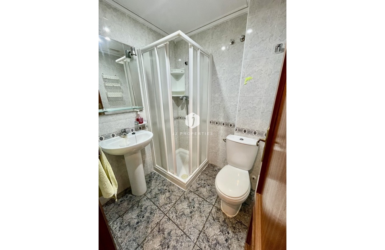 Resale - Penthouse -
Torrevieja - Playa de cura