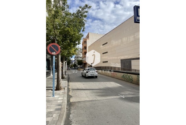 Resale - Penthouse -
Torrevieja - Playa de cura