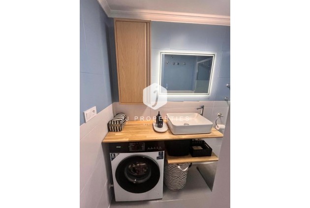 Resale - Apartment / flat -
Torrevieja - Costa Blanca