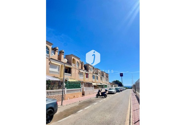 Resale - Penthouse -
Torrevieja - Punta prima