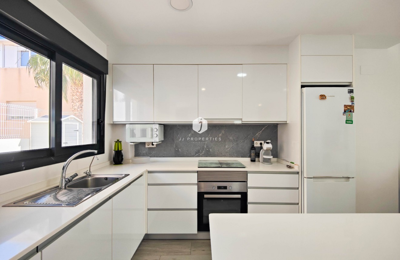 Resale - Apartment / flat -
Guardamar del Segura - Costa Blanca