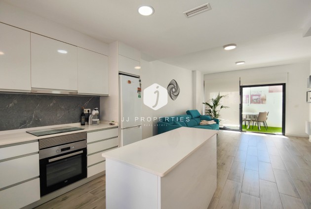 Resale - Apartment / flat -
Guardamar del Segura - Costa Blanca