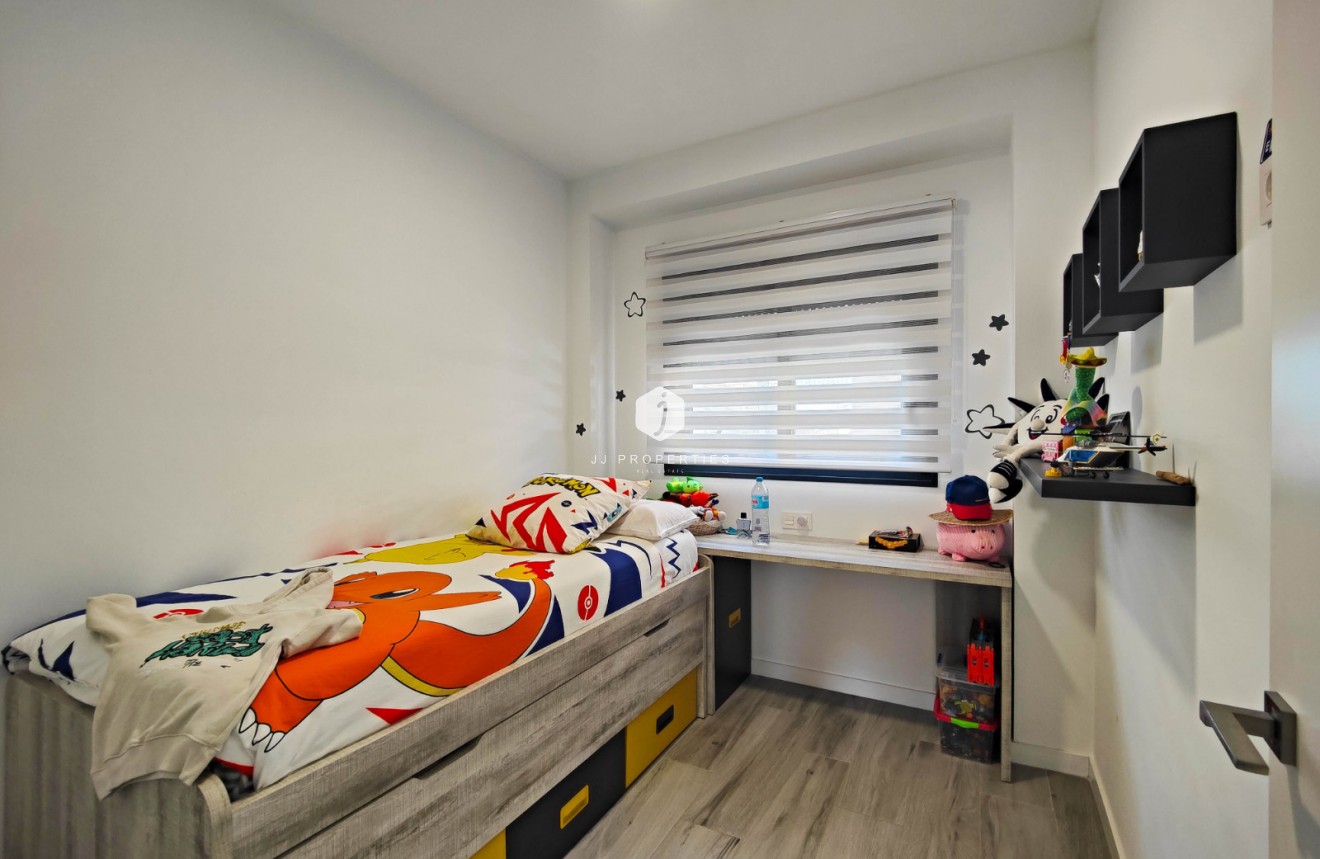 Resale - Apartment / flat -
Guardamar del Segura - Costa Blanca