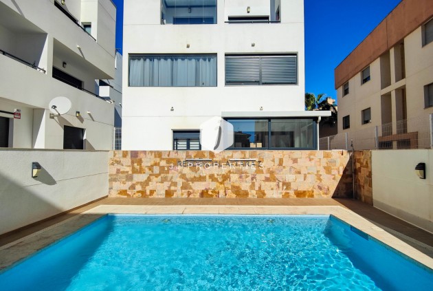 Resale - Apartment / flat -
Guardamar del Segura - Costa Blanca