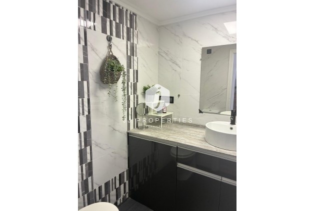 Aus zweiter Hand - Wohnung -
Torrevieja - Centro