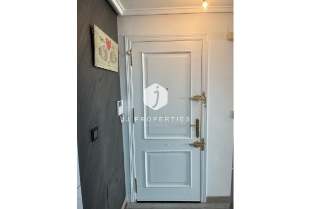 Aus zweiter Hand - Wohnung -
Torrevieja - Centro