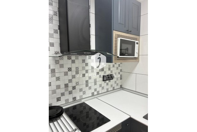 Aus zweiter Hand - Wohnung -
Torrevieja - Centro