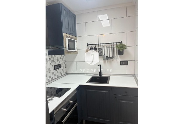 Aus zweiter Hand - Wohnung -
Torrevieja - Centro