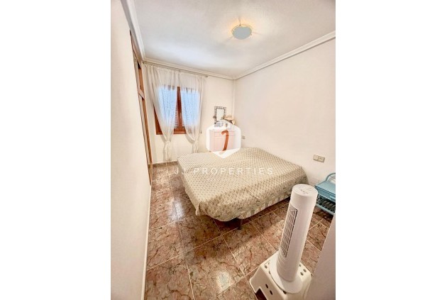 Resale - Bungalow -
Guardamar del Segura - El Moncayo