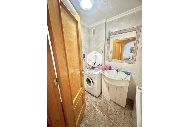 Resale - Bungalow -
Guardamar del Segura - El Moncayo