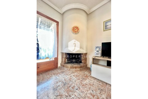 Resale - Bungalow -
Guardamar del Segura - El Moncayo