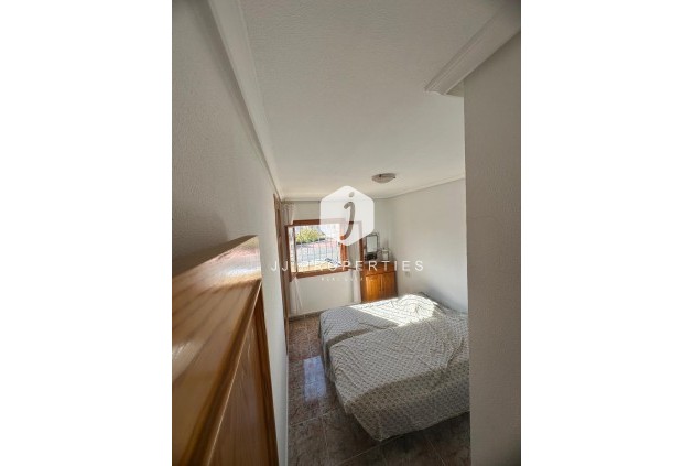 Resale - Bungalow -
Guardamar del Segura - El Moncayo