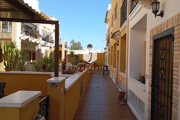 Resale - Chalet -
Catral - Costa Blanca