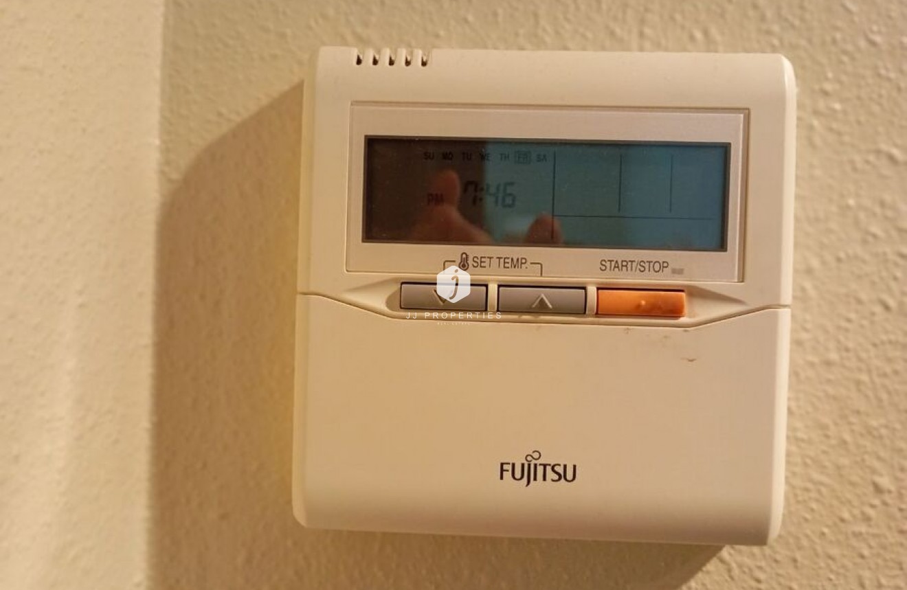 Resale - Chalet -
Catral - Costa Blanca