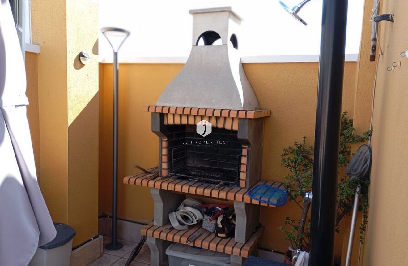 Resale - Chalet -
Catral - Costa Blanca