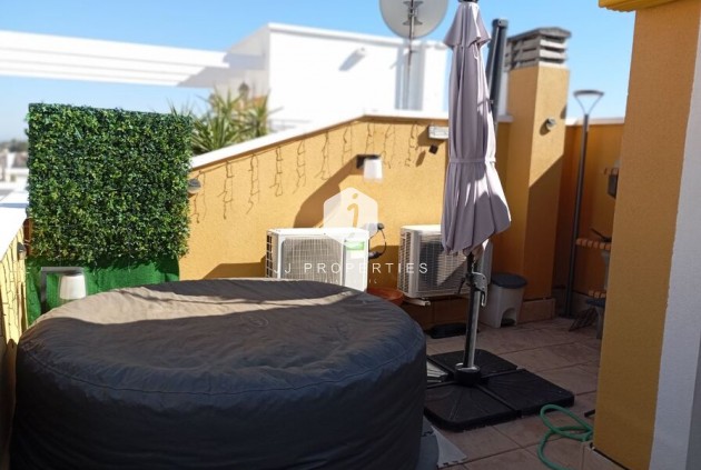 Resale - Chalet -
Catral - Costa Blanca