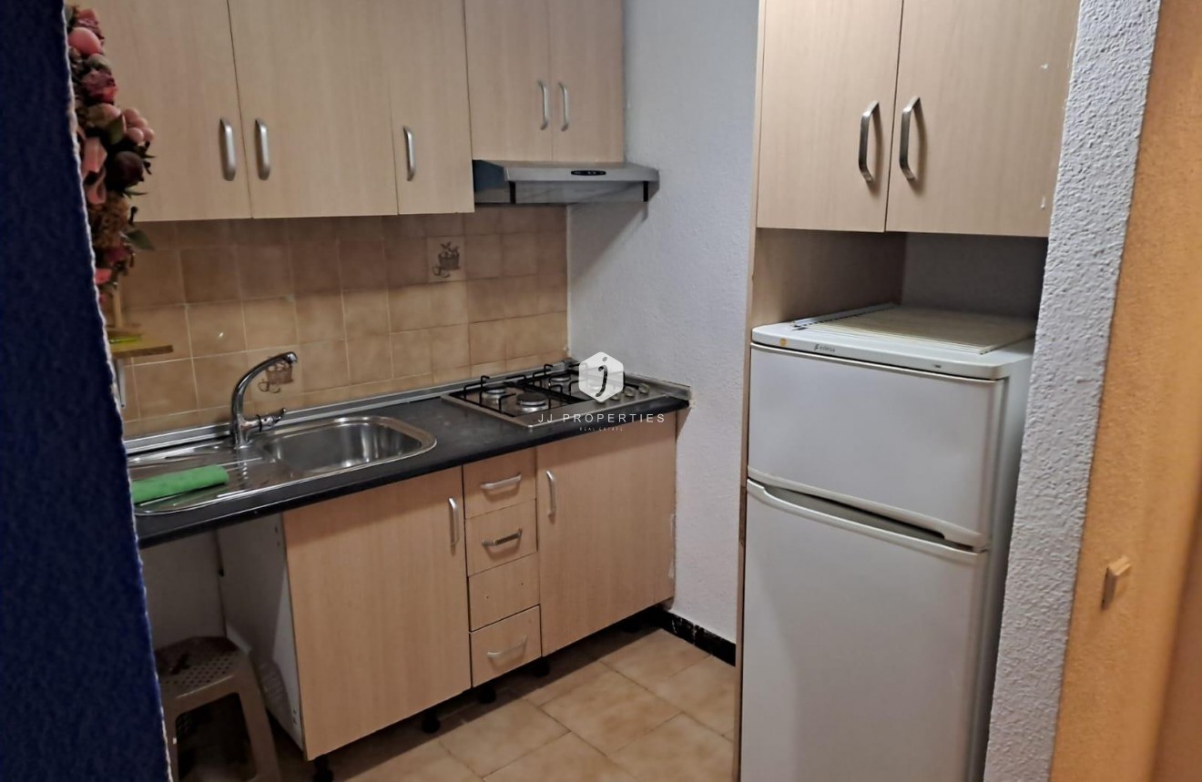 Resale - Apartment / flat -
Torrevieja - PARQUE DE LAS NACIONES