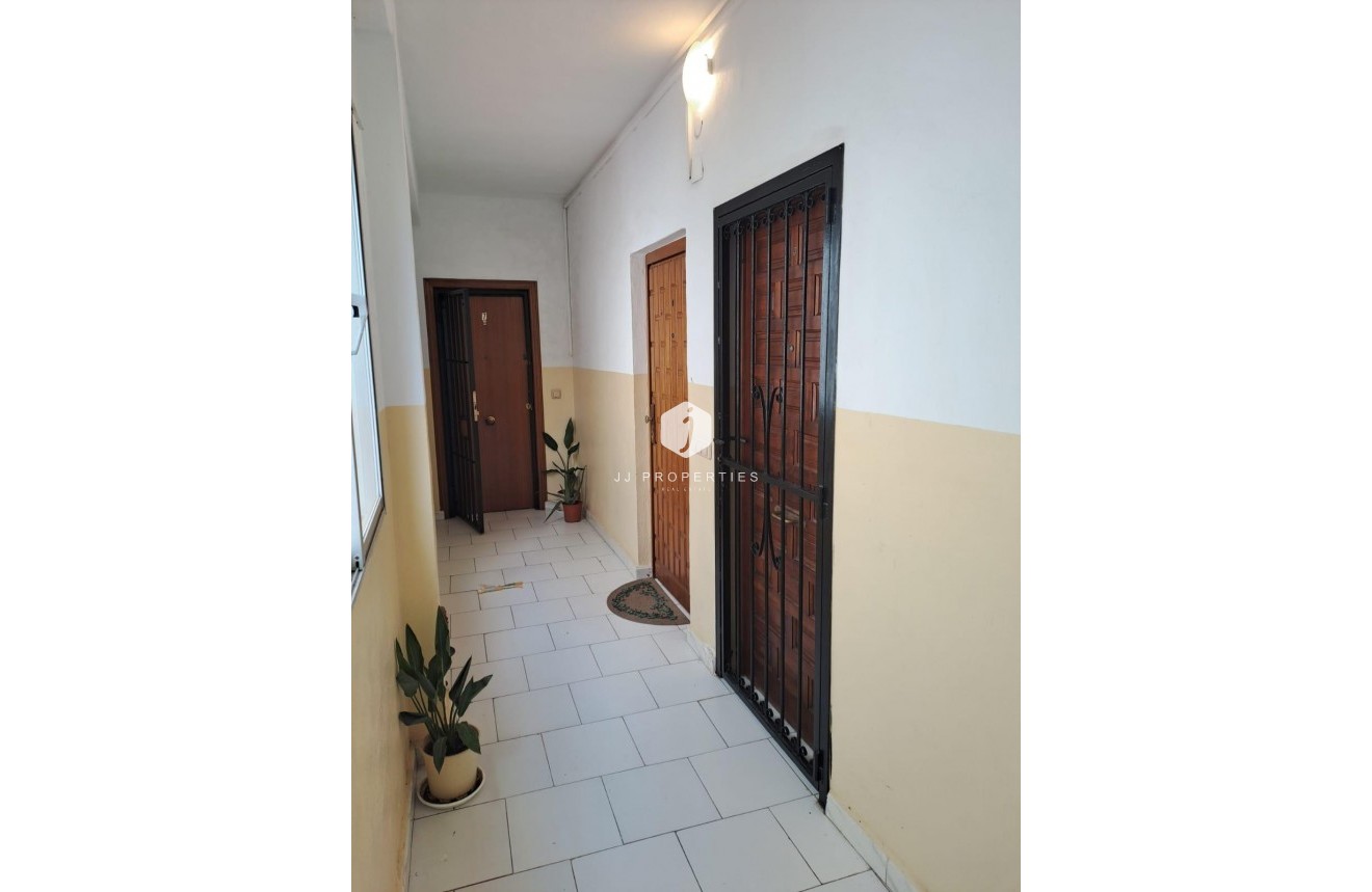 Resale - Apartment / flat -
Torrevieja - PARQUE DE LAS NACIONES