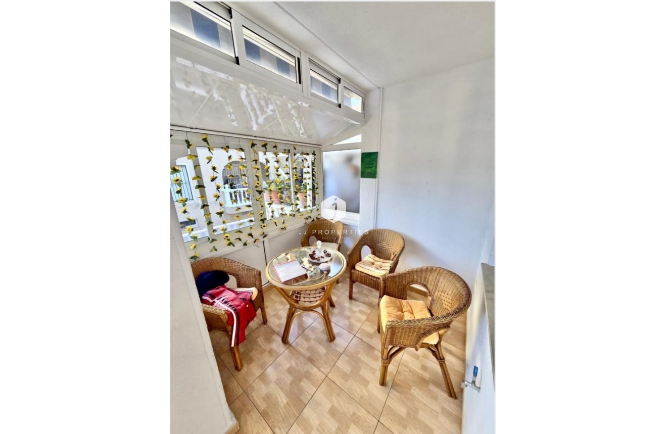 Resale - Chalet -
Playa Flamenca - Costa Blanca