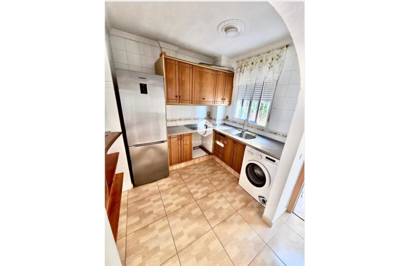 Resale - Chalet -
Playa Flamenca - Costa Blanca