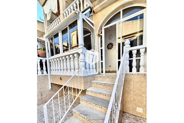 Resale - Chalet -
Playa Flamenca - Costa Blanca