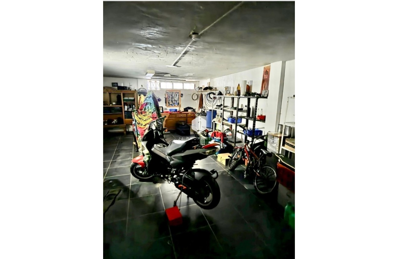 Resale - Chalet -
Playa Flamenca - Costa Blanca