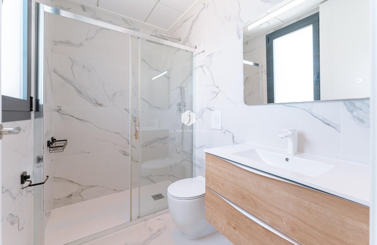 Resale - Villa -
San Miguel de Salinas - Bellavista