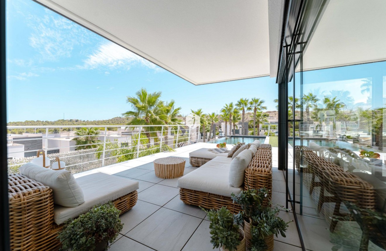 Resale - Villa -
San Miguel de Salinas - Bellavista