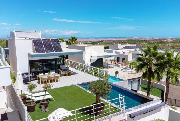 Resale - Villa -
San Miguel de Salinas - Bellavista