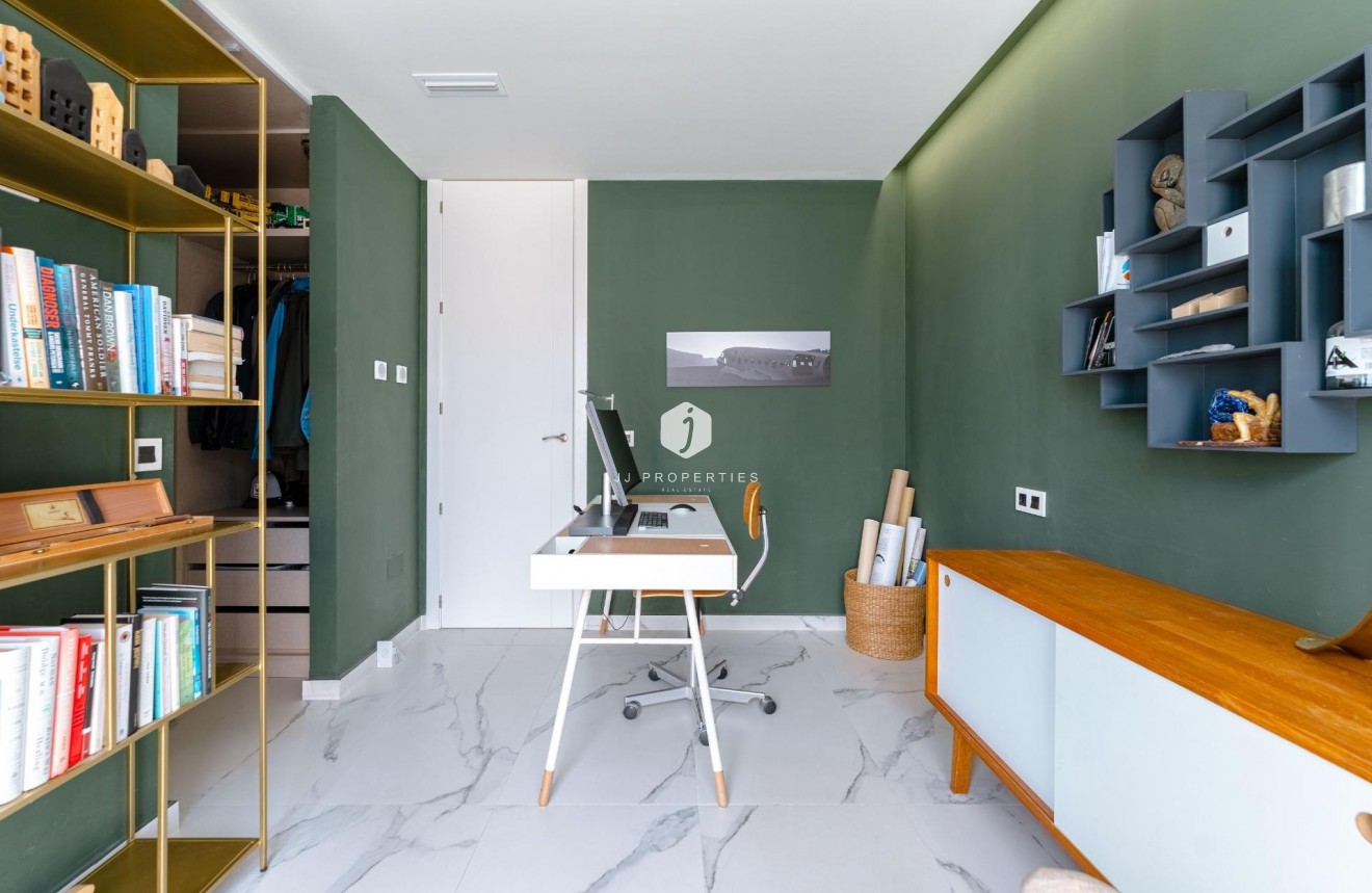 Resale - Villa -
San Miguel de Salinas - Bellavista