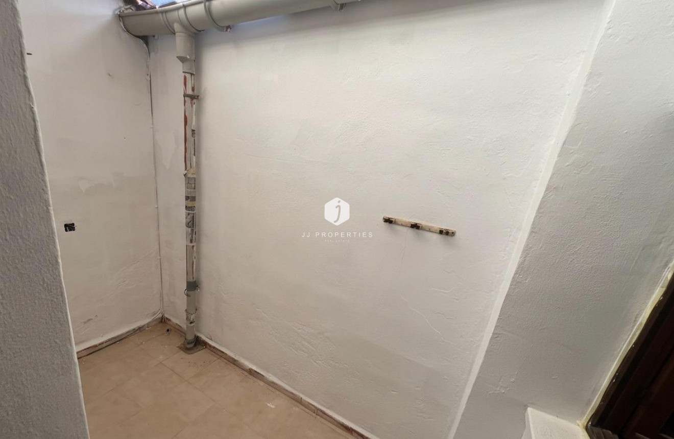 Resale - Bungalow -
Torrevieja - La Siesta - El Salado - Torreta