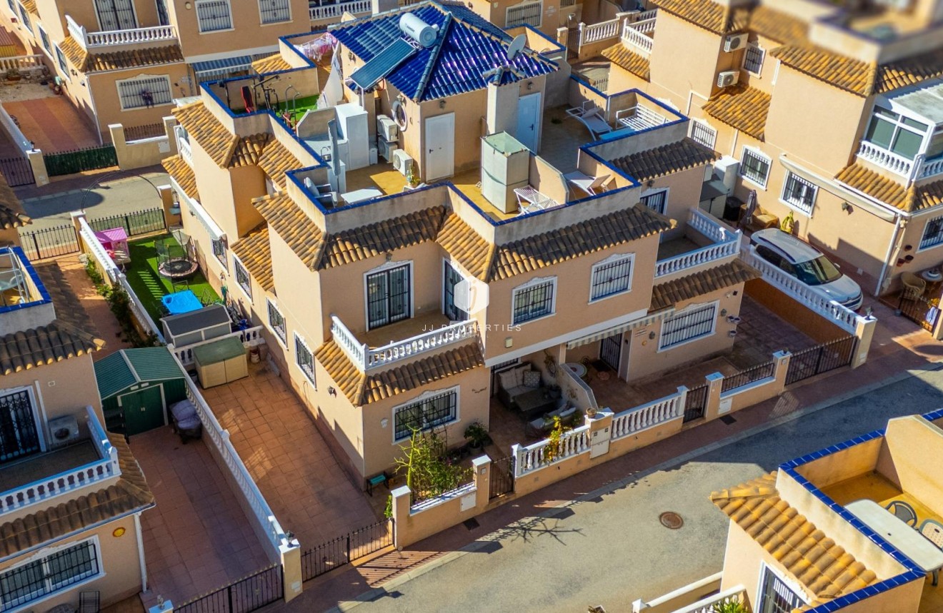 Resale - Duplex -
Orihuela Costa - La Regia