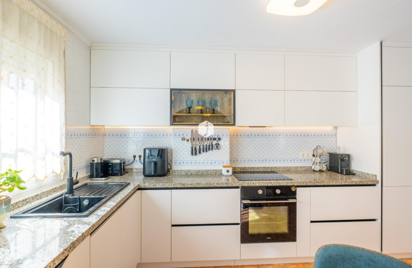 Resale - Duplex -
Orihuela Costa - La Regia